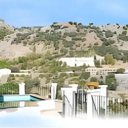 Authentic In With Private Pool